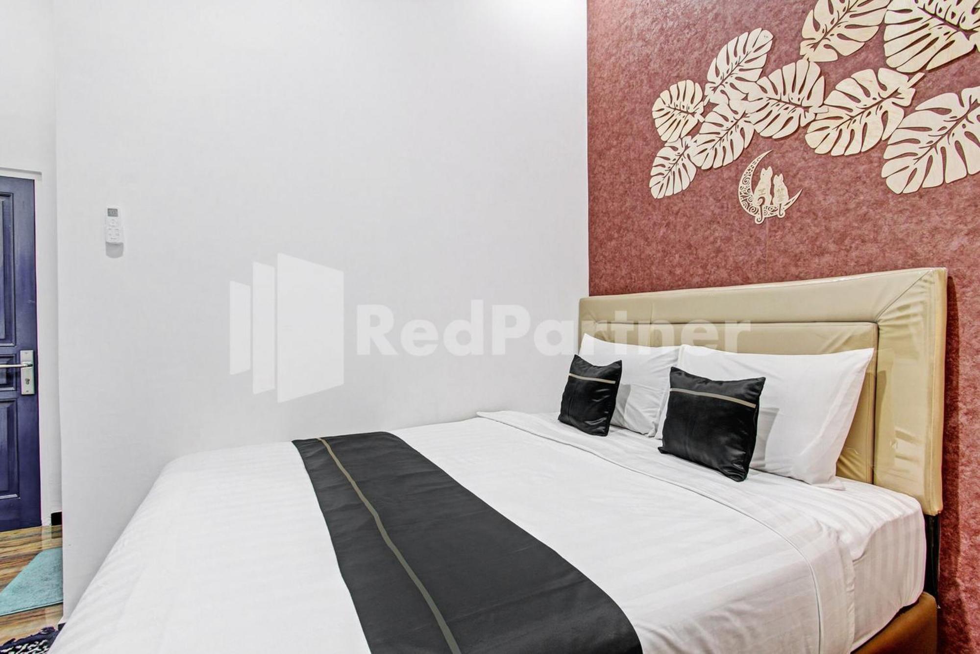 House N Coffee 55 Temanggung Redpartner Hotel Bagian luar foto