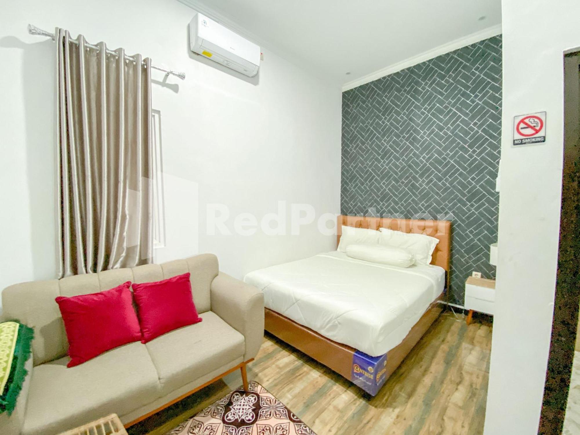 House N Coffee 55 Temanggung Redpartner Hotel Bagian luar foto
