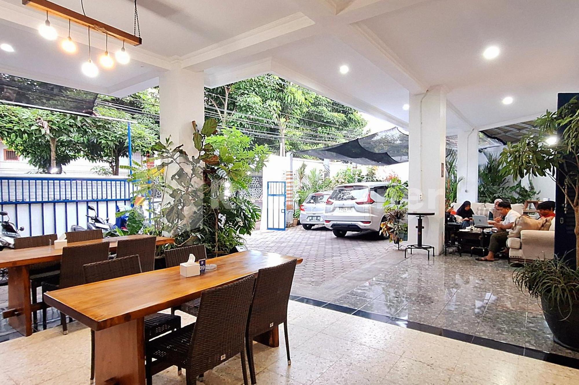 House N Coffee 55 Temanggung Redpartner Hotel Bagian luar foto